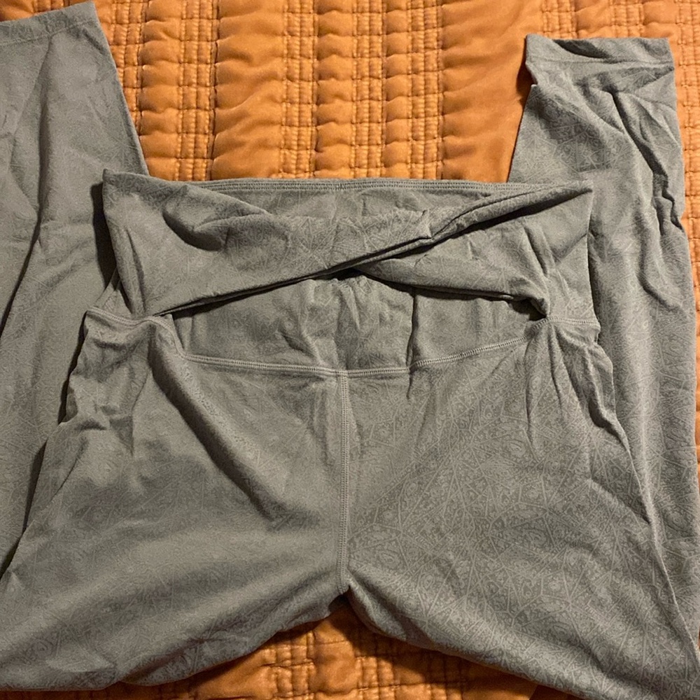 Zyia Leggings